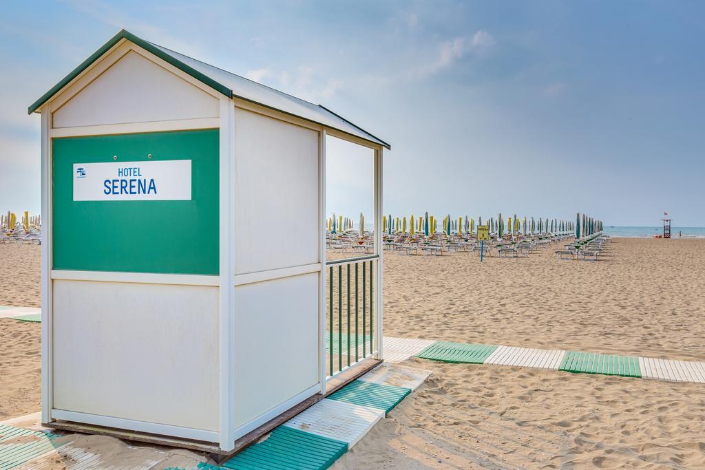 Hotel Garni' Serena Caorle Exteriör bild
